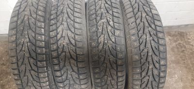 Лот: 24004456. Фото: 1. Шины зимние, шипованные 155/65R14. Шины