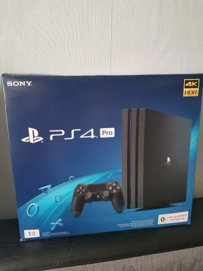 Лот: 15613440. Фото: 1. На гарантии PlayStation 4 pro... Консоли