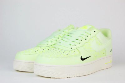 Лот: 16847165. Фото: 1. Кроссовки Nike Air Force 1 Low... Кеды, кроссовки, слипоны