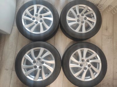 Лот: 17250888. Фото: 1. Литые диски Мазда(Mazda) r16 c... Шины на дисках