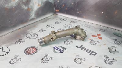Лот: 23585861. Фото: 1. Корпус термостата Toyota Hilux... Двигатель и элементы двигателя