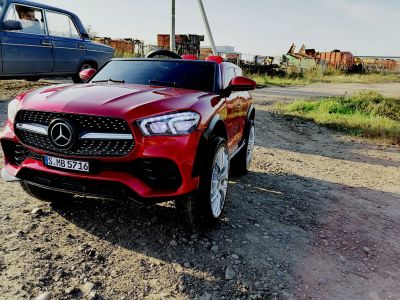 Лот: 16936280. Фото: 1. Электромобиль Mercedes Benz GLE63... Детские электромобили