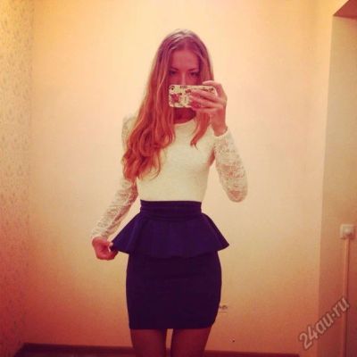Лот: 5939757. Фото: 1. платье,верх гипюр,низ трикотаж... Платья