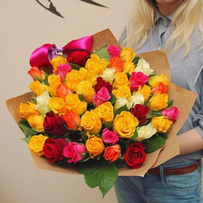 Лот: 6865552. Фото: 1. Фирменный букет от Радуги Цветов... Свежие цветы