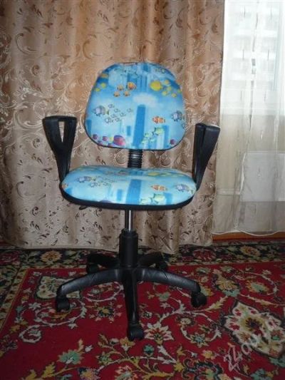 Лот: 2262083. Фото: 1. компьютерный стул. Другое (офисная мебель и домашние кабинеты)