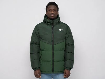 Лот: 24975806. Фото: 1. Куртка зимняя Nike. Верхняя одежда