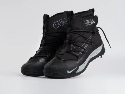 Лот: 25589426. Фото: 1. Зимние Кроссовки Nike ACG Air... Кеды, кроссовки, слипоны
