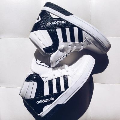 Лот: 4343352. Фото: 1. Кроссовки Adidas Original. Кеды, кроссовки
