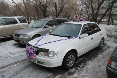 Лот: 7114802. Фото: 1. свадебное украшение на машину. Свадебная атрибутика и декор