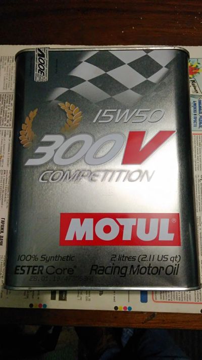 Лот: 17458030. Фото: 1. Motul 300V Competition 15w50 Ester... Масла, жидкости