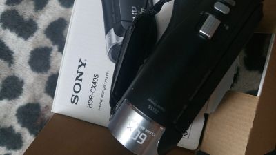 Лот: 11863639. Фото: 1. Продаю видеокамеру sony HDR-CX405. Видеокамеры