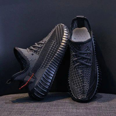 Лот: 20404824. Фото: 1. Кроссовки Adidas Yeezy Boost 350. Кеды, кроссовки, слипоны
