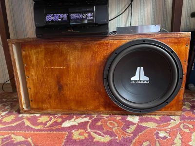 Лот: 20546943. Фото: 1. Сабвуфер JL AUDIO + усилитель... Сабвуферы