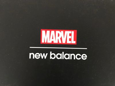 Лот: 12767301. Фото: 1. кроссовки new balance marvel. Кеды, кроссовки, слипоны