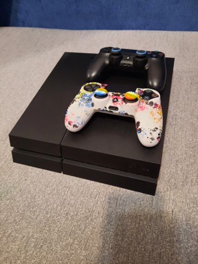 Лот: 18442554. Фото: 1. Консоль Play Station 4 (PS4). Игровые приставки, консоли