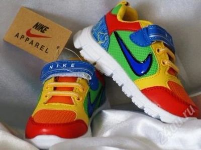 Лот: 1132605. Фото: 1. Детская обувь-Кроссовки Nike 25... Кеды, кроссовки