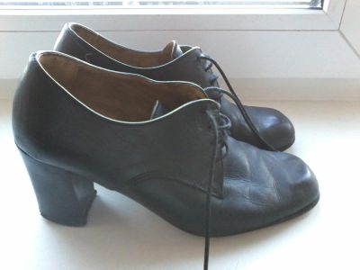 Лот: 8698737. Фото: 1. Туфли женские кожаные р.36. Туфли