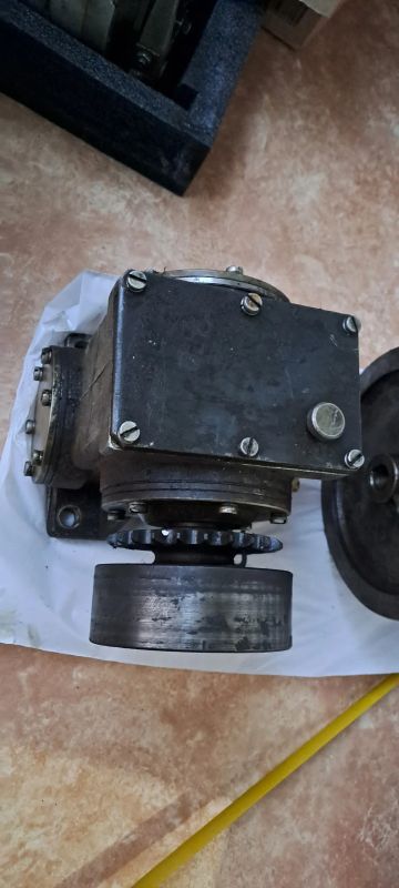 Лот: 22688181. Фото: 1. Редуктор червячный 1:34. Другое (водный транспорт)