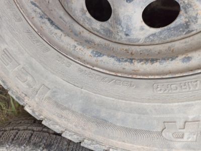 Лот: 16505898. Фото: 1. Шины на дисках штамповках Ниссан... Шины на дисках