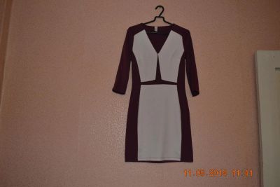 Лот: 4532782. Фото: 1. продам платья 44 размера. Платья