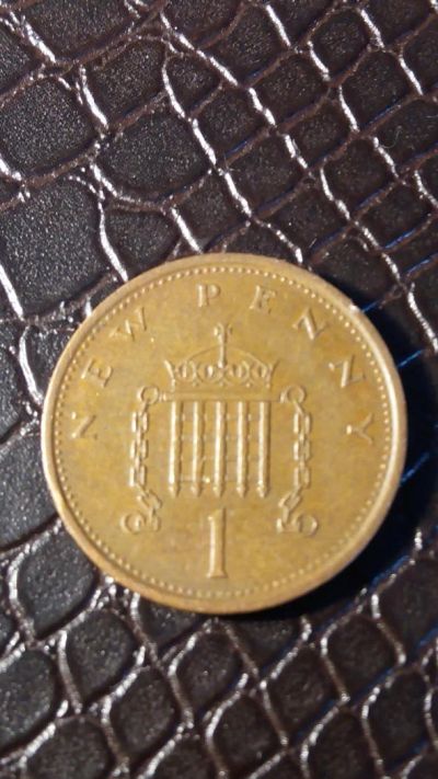 Лот: 8678923. Фото: 1. Великобритания 1 новый пенни 1974... Остальные страны