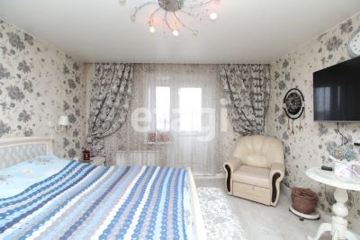 Лот: 25285907. Фото: 1. 4-комн. квартира , Красноярск... Квартиры, студии