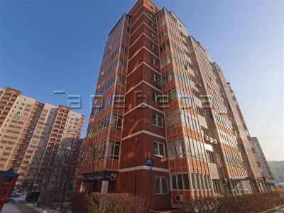 Лот: 20017815. Фото: 1. 2-комнатная квартира на ул. Мате... Квартиры, студии