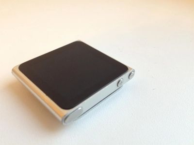 Лот: 3030755. Фото: 1. iPod nano 6 6g 8gb №55 Серебристого... Плееры