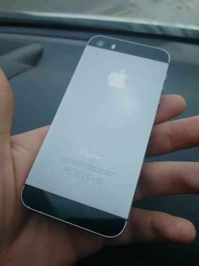 Лот: 12800758. Фото: 1. IPhone 5S. Смартфоны