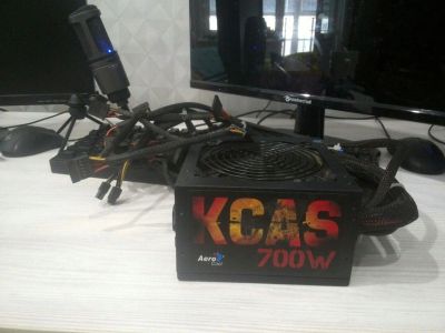 Лот: 13387429. Фото: 1. Блок питания Aerocool KCAS-700W. Корпуса, блоки питания