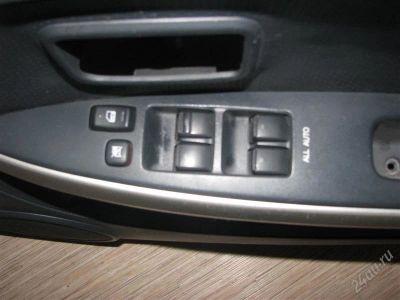 Лот: 1431918. Фото: 1. обшивка двери наToyota Ist. Автомобили