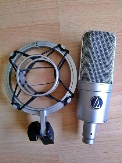 Лот: 3007428. Фото: 1. Продам микрофон Audio-Technika... Студийные микрофоны, радиомикрофоны и радиосистемы
