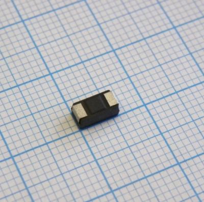 Лот: 21522835. Фото: 1. Конденсатор танталовый SMD 4.7мкФ... Конденсаторы