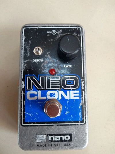 Лот: 14297011. Фото: 1. Electro-Harmonix NEO CLONE nano... Гитарные эффекты и комбоусилители