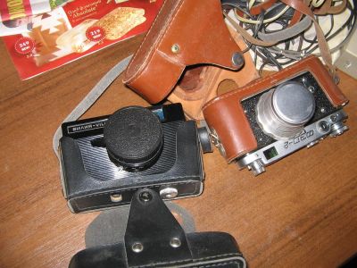 Лот: 3375395. Фото: 1. Отдам фотоаппараты Вилия и Фед2. Объективы
