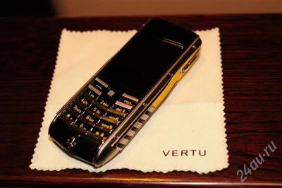 Лот: 647987. Фото: 1. Vertu Ferrari. Кнопочные мобильные телефоны