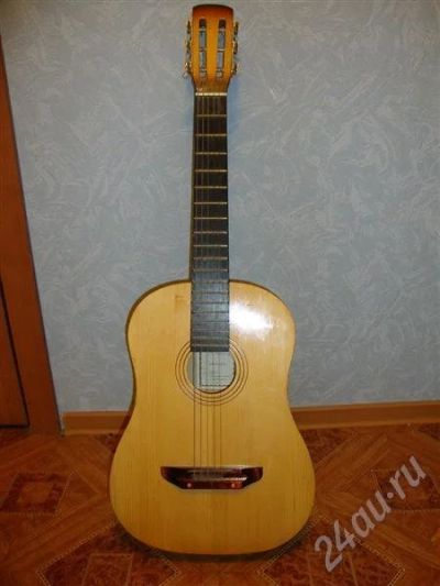 Лот: 523369. Фото: 1. Акустическая гитара. Гитары
