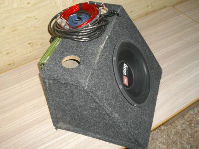 Лот: 7659153. Фото: 1. Сабвуфер JBL CS-1214 + усилитель... Сабвуферы