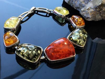 Лот: 17830508. Фото: 1. Браслет Янтарь крупный. Браслеты