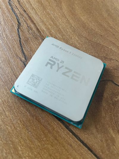 Лот: 20664368. Фото: 1. Процессор AMD Ryzen 3 2200GE. Процессоры