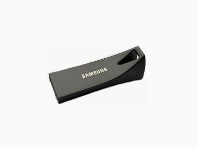 Лот: 14372719. Фото: 1. Накопитель Samsung USB серии BAR... USB-флеш карты