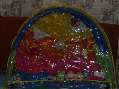 Лот: 3686894. Фото: 1. Коврик развивающий+Куг для купания. Развивающие коврики