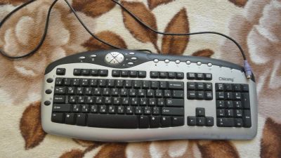 Лот: 5701817. Фото: 1. Клавиатура Chicony (KB-0108 Silver-Black... Клавиатуры и мыши