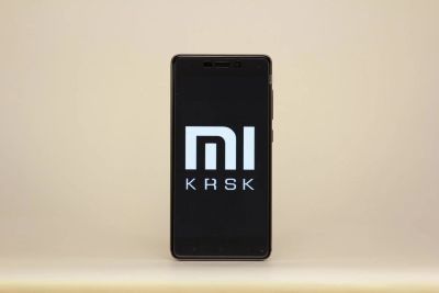 Лот: 8853077. Фото: 1. Xiaomi Redmi 4 16Gb Черный ( Dark... Смартфоны