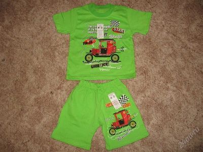 Лот: 2448901. Фото: 1. Футболка+ шорты зеленые рост 98... Костюмы, пиджаки, комбинезоны
