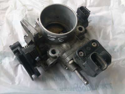 Лот: 11904232. Фото: 1. Дроссельная заслонка 3S-FE Toyota... Двигатель и элементы двигателя