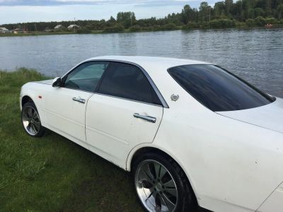 Лот: 10883030. Фото: 1. Nissan Gloria. Автомобили