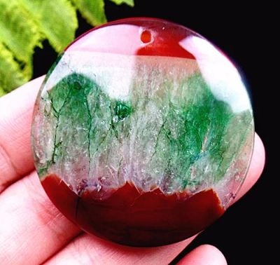 Лот: 9021533. Фото: 1. 44x7mm, красный, зеленый Druzy... Драгоценные и поделочные камни