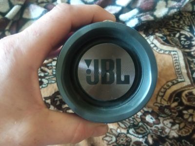 Лот: 22225336. Фото: 1. Колонка JBL. Портативные, беспроводные колонки