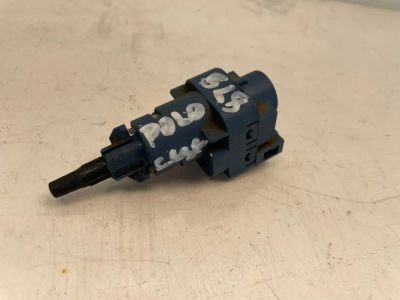 Лот: 22459785. Фото: 1. концевик педали сцепления Volkswagen... Другое (автозапчасти)